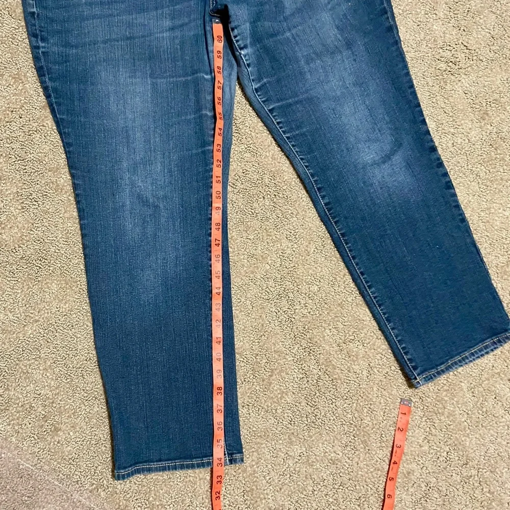 Kut from the Kloth 18W Blue Embroidered Pockets Med Wash Straight Leg Jeans - Picture 8 of 10